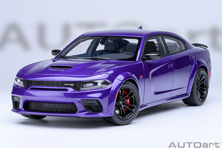 AUTOart 1:18 Dodge Charger Scat Pack Widebody Plum Crazy 71757