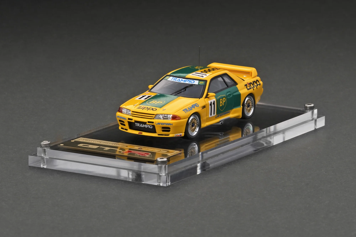 Ignition Model 1:64 BP OIL TRAMPIO GT-R (#11) 1993 JTC With RB26 Engine GrA IG2693