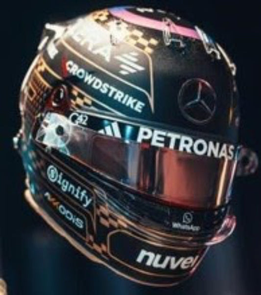 [Preorder] Spark 1:5 Mercedes-AMG PETRONAS F1 Team - George Russell - Las Vegas GP 2025 5HF236