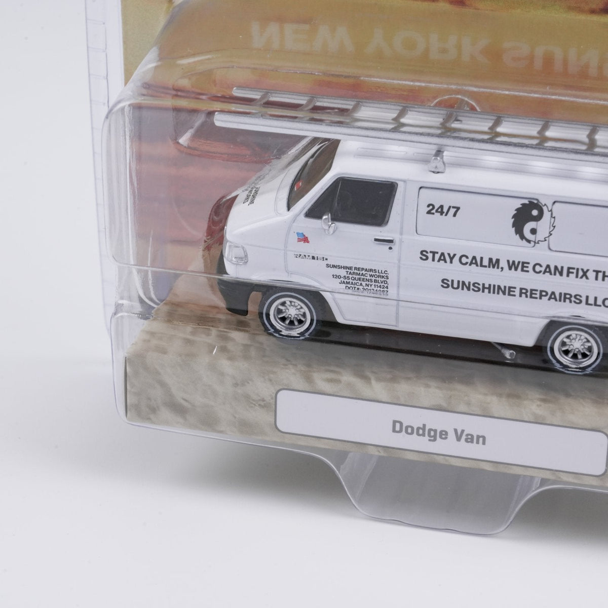 Tarmac Works 1:64 Dodge Van, New York Sunshine T64G-032-NYS