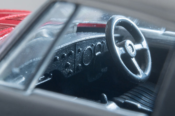 TLV Tomica Limited Vintage 1:64 Toyota Sports 800 Custom color specification (white/red) 1965 LV-215a
