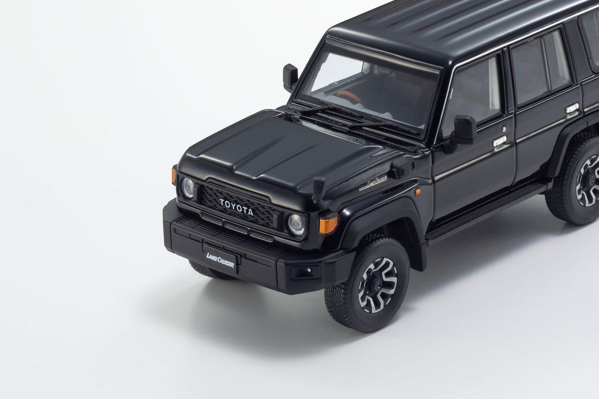 Kyosho 1:43 Toyota Land Cruiser 70 4(3 Colours) 03928BE/03928W/03928BK