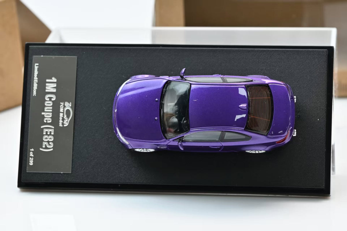 7CM Model 1:64 BMW 1M Coupe (E82) (2 Colours)