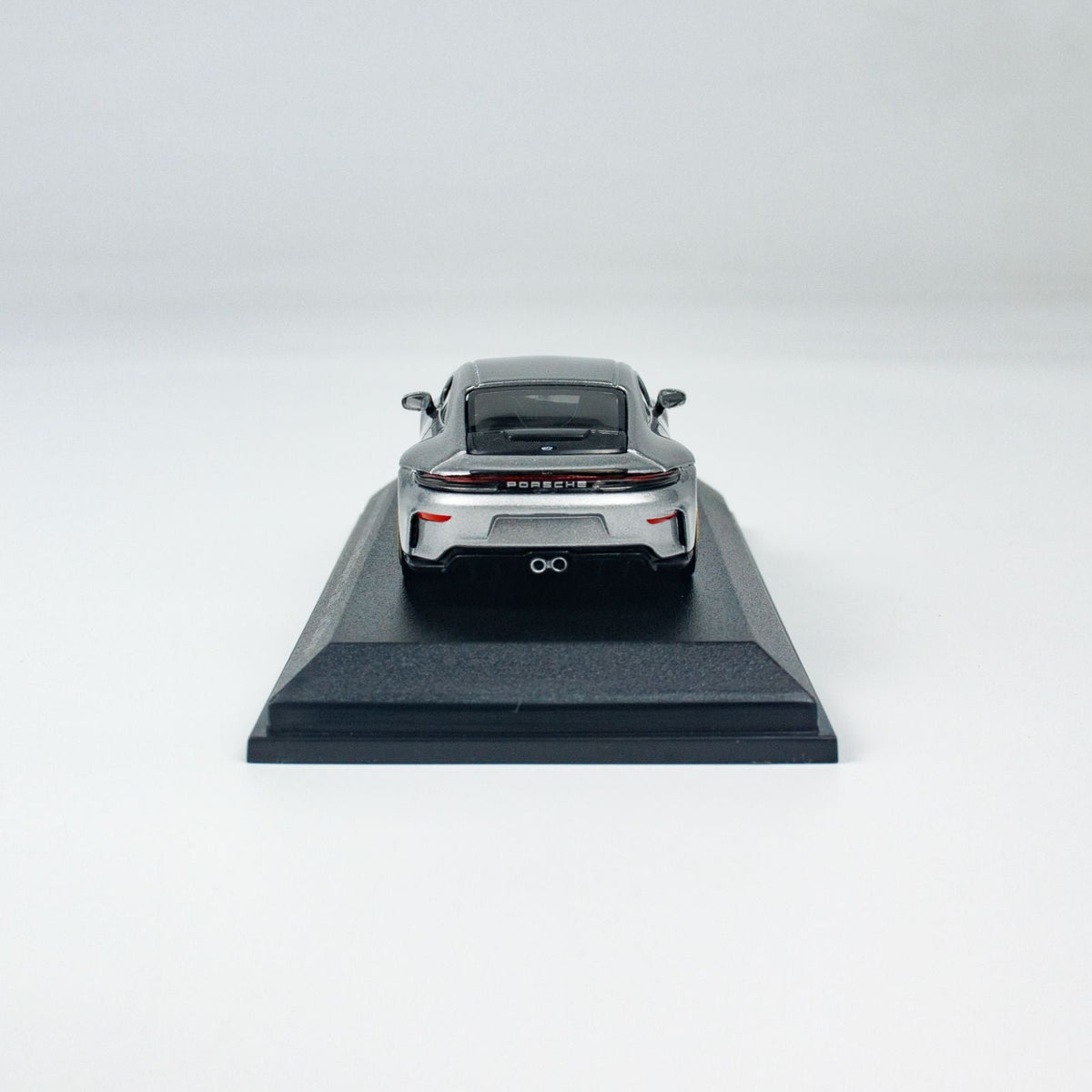 Minichamps 1:64 PORSCHE 911 (992.2) GT3 TOURING - 2025 - SILVER CLDC 643064235