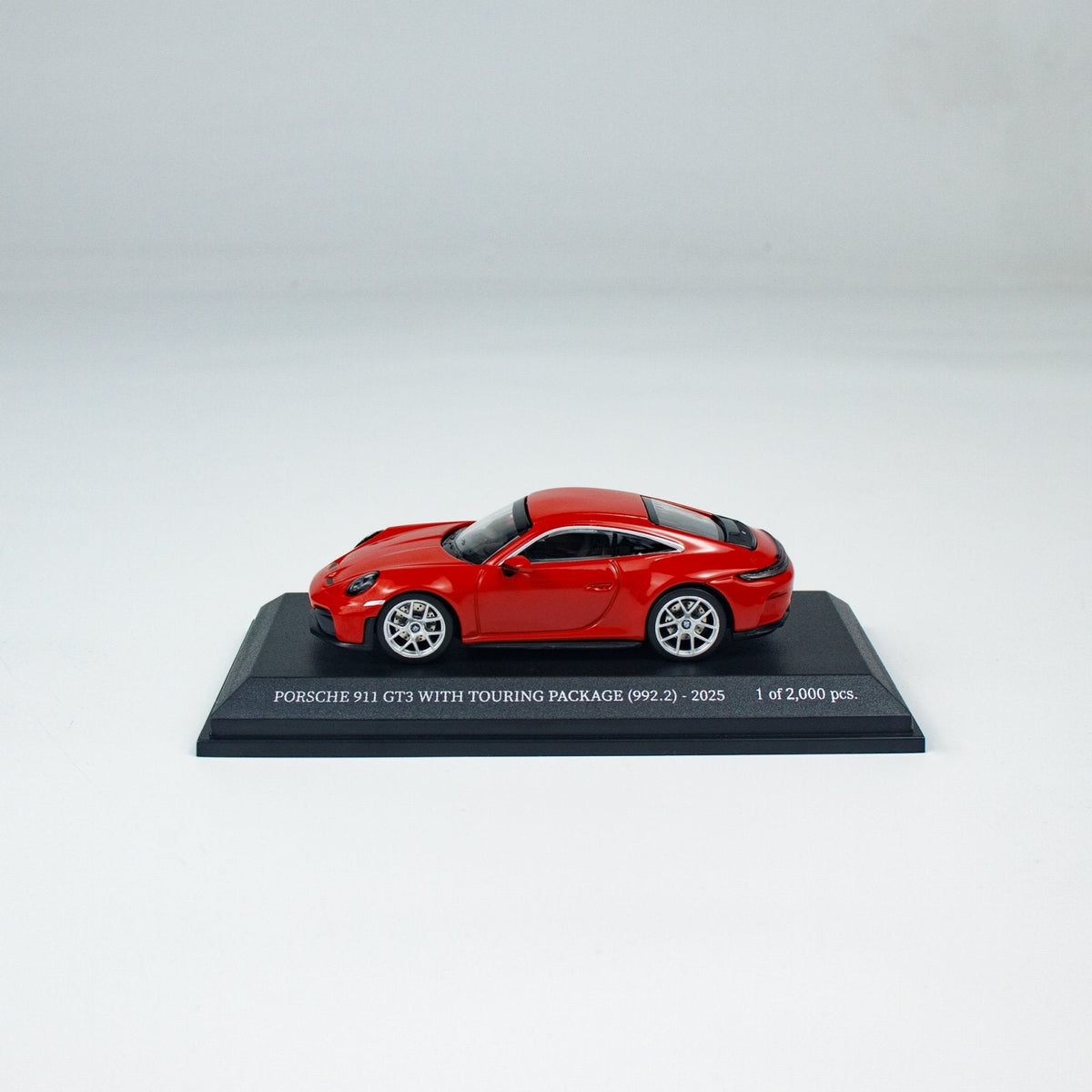 Minichamps 1:64 PORSCHE 911 (992.2) GT3 TOURING - 2025 - RED CLDC 643064233