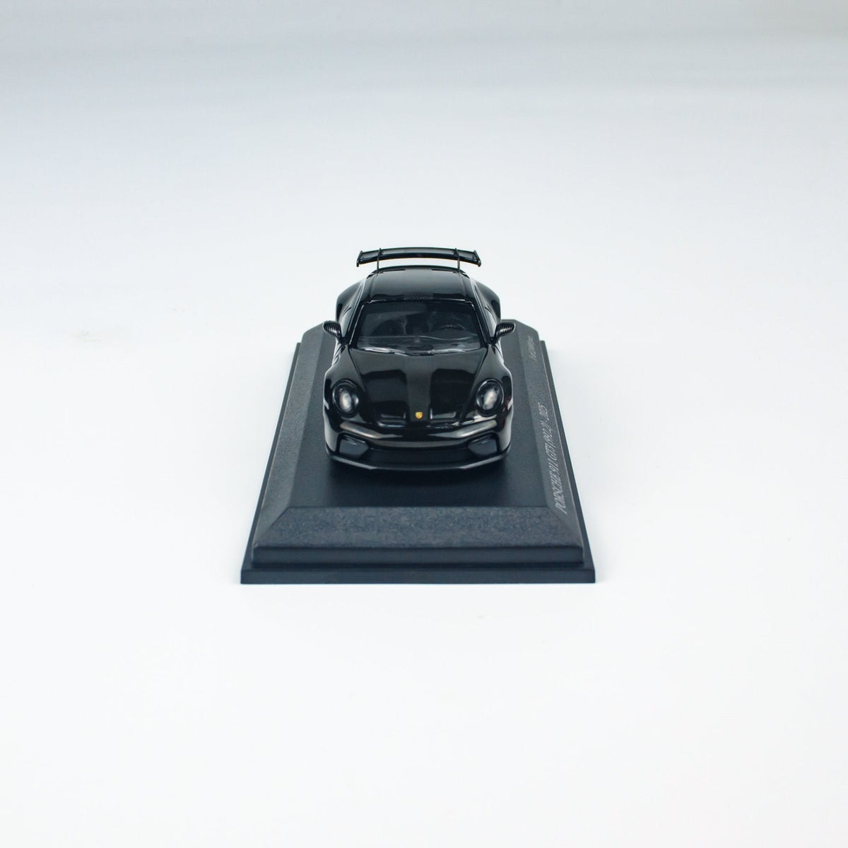 Minichamps 1:64 PORSCHE 911 (992.2) GT3 - 2025 - BLACK CLDC 643064225