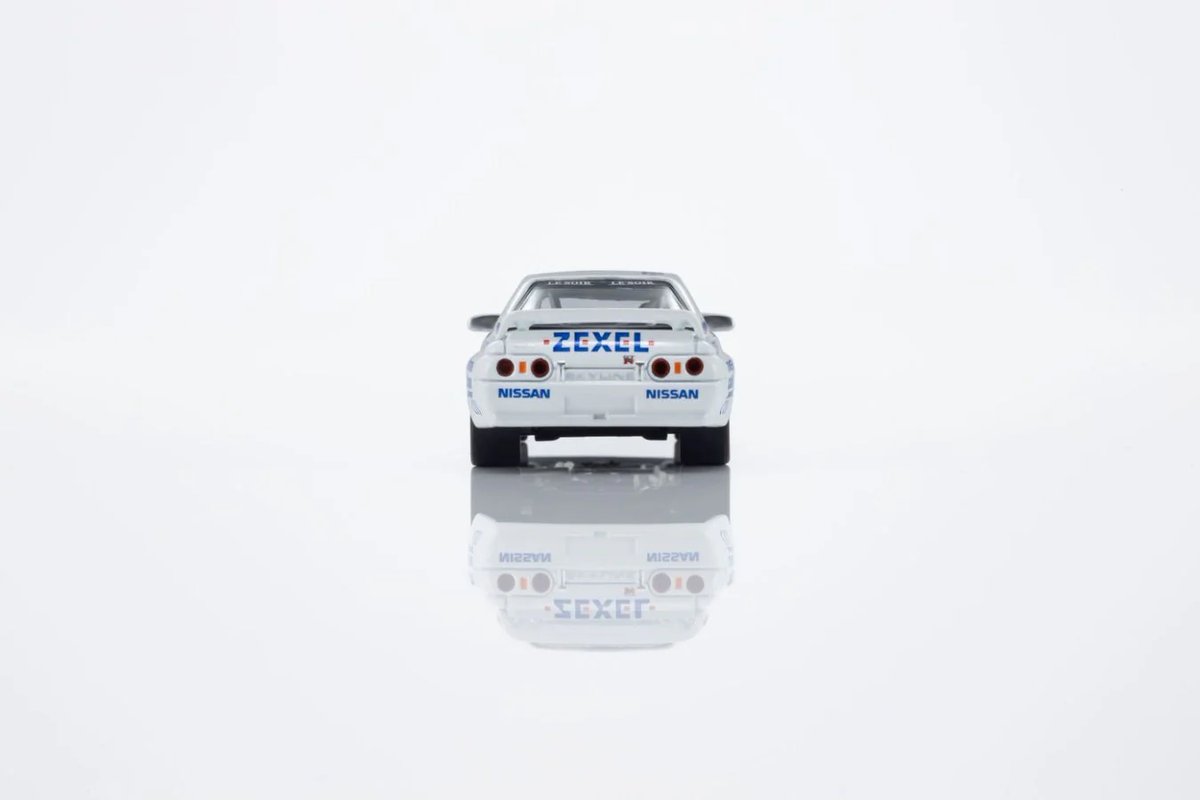 Kyosho 1:64 ZEXEL SKYLINE GT-R (R32) #25 with LED 07012LE