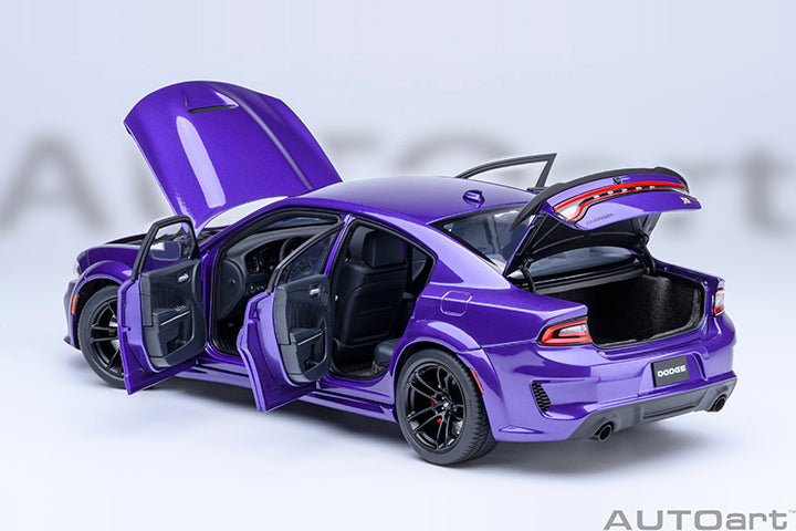AUTOart 1:18 Dodge Charger Scat Pack Widebody Plum Crazy 71757