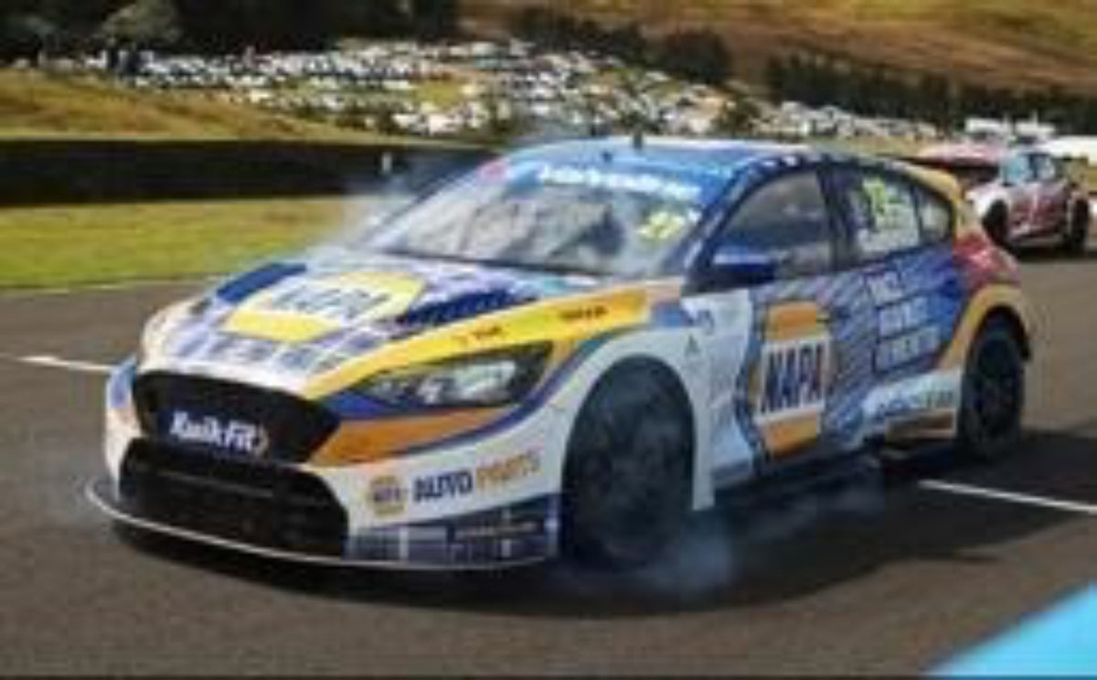 [Preorder] Spark 1:43 NAPA Racing UK No.27 Ford Focus BTCC 2025 - Knockhill BTCC Dan Cammish UK036