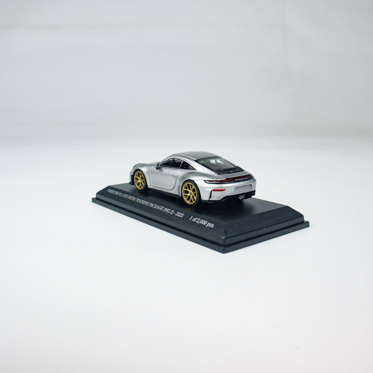 Minichamps 1:64 PORSCHE 911 (992.2) GT3 TOURING - 2025 - SILVER CLDC 643064235