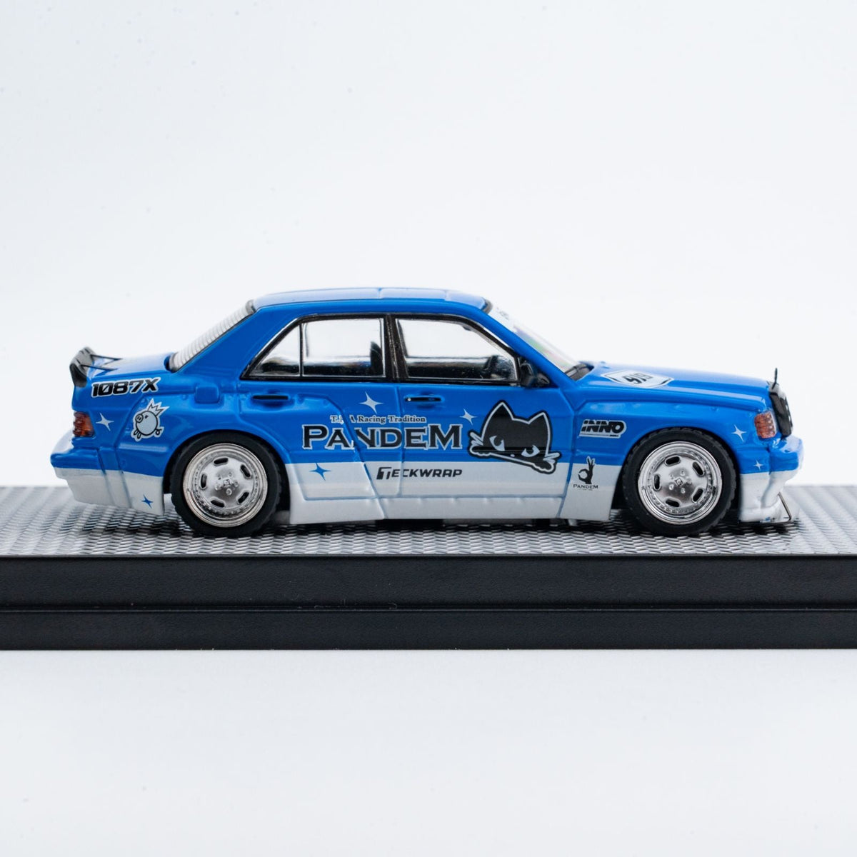 Inno64 1:64 PANDEM ROCKET BUNNY 190E Echo Gao‘s Car IN64-190EP-ECHO