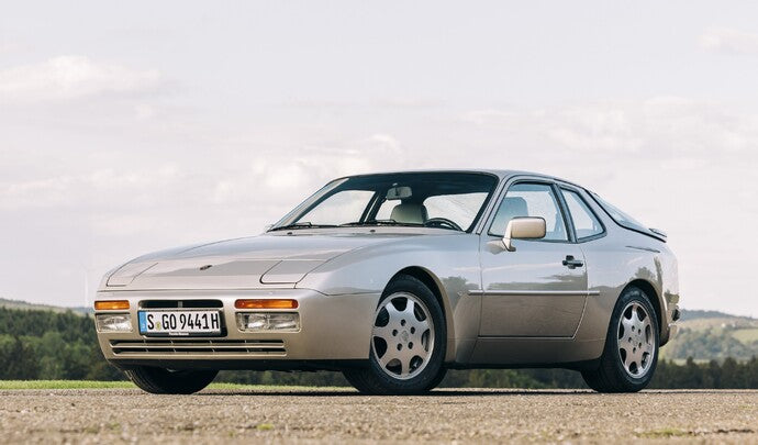 [Preorder] GT Spirit 1:18 PORSCHE 944 TURBO S2 BAMBOO METALLIC 1989 GT586