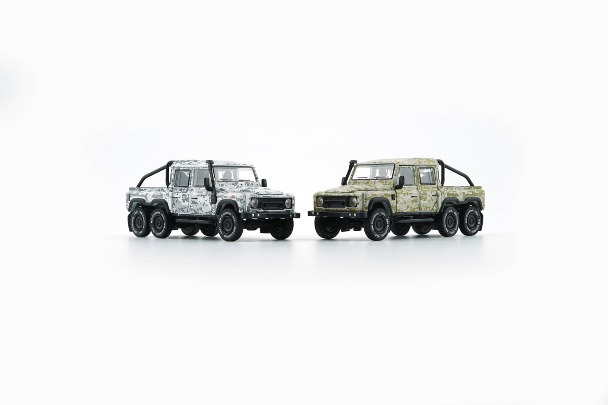 BM Creation 1:64 Land Rover 2016 Defender 110 Pick Up White