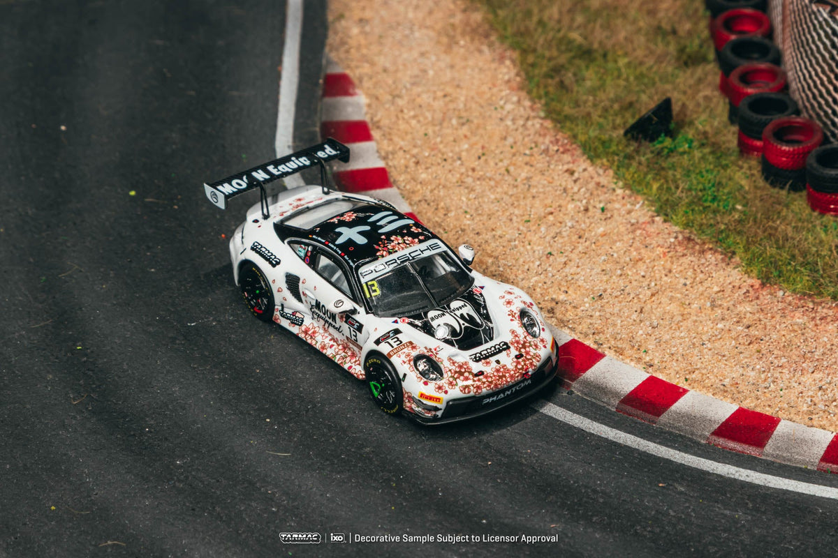 [Preorder] Tarmac Works 1:64 Porsche 911 GT3 R T64-084-25SUZ13