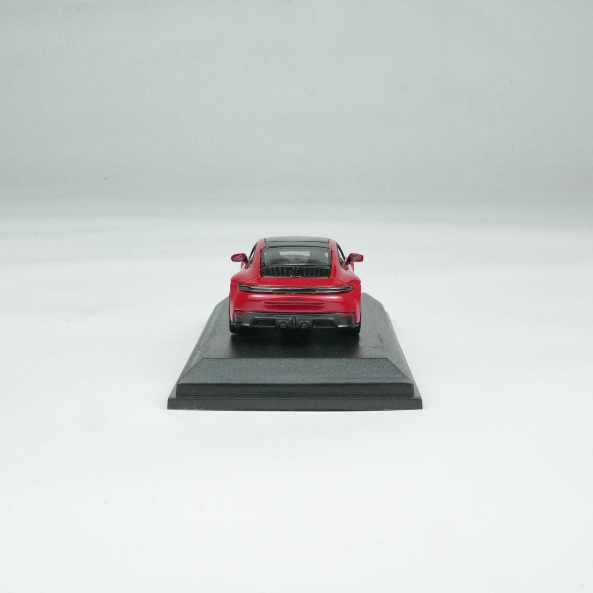 Minichamps 1:64 PORSCHE 911 (992.2) CARRERA GTS -2025- RED CLDC 643064123