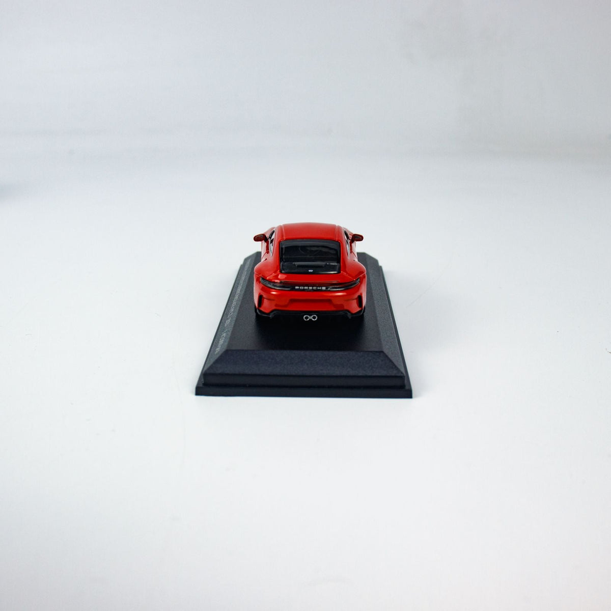 Minichamps 1:64 PORSCHE 911 (992.2) GT3 TOURING - 2025 - RED CLDC 643064233