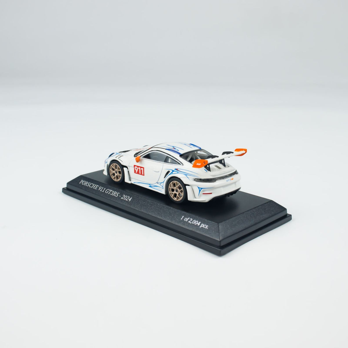 MINICHAMPS 1:64 PORSCHE 911 (992) GT3 RS - 2024 CLDC 643062120