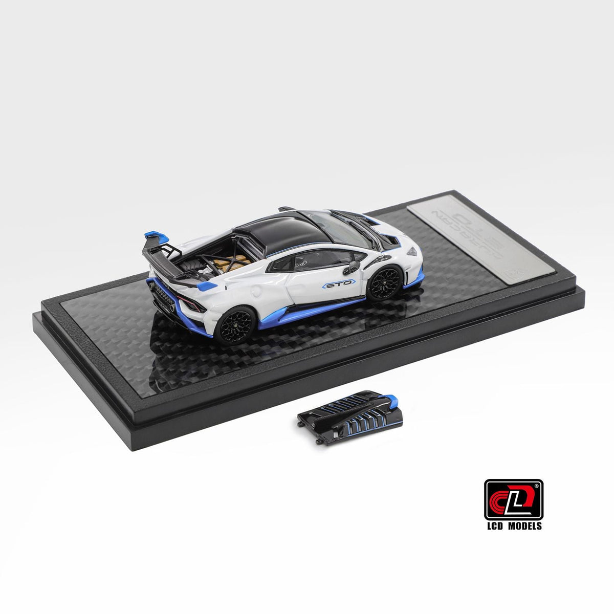 LCD 1:64 Lamborghini Huracan STO White LCD64043-WH
