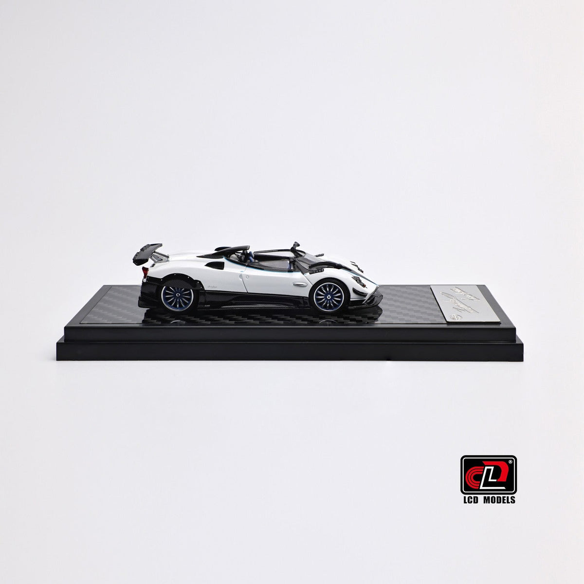 LCD 1:64 Pagani ZONDA 760 Barchetta (2 Colours) LCD64018-BU/LCD64018-WH