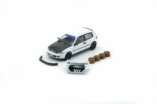BM Creations 1:64 HONDA EG6 - White Carbon Bonnet (RHD) -PDE25 64B0484
