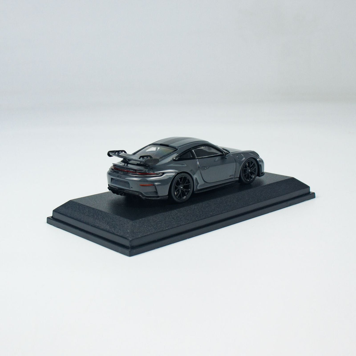 Minichamps 1:64 PORSCHE 911 (992.2) GT3 - 2025 - Grey CLDC 643064227