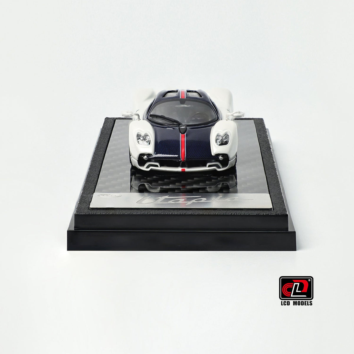 LCD 1:64 Pagani Utopia White LCD64039-WB