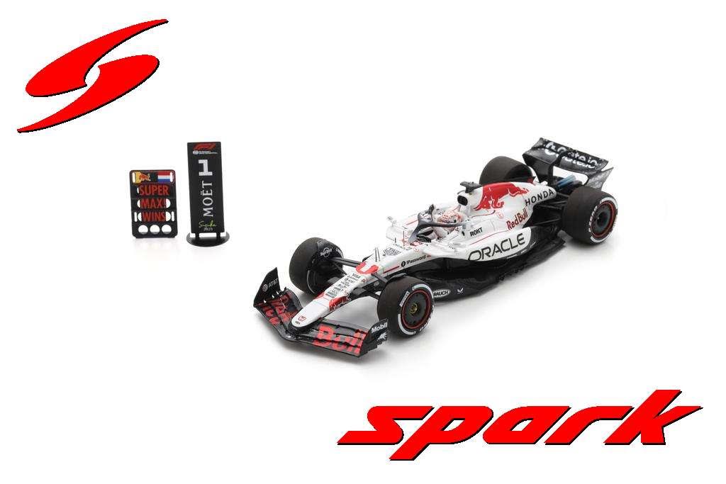 [Preorder] Spark 1:43 Red Bull Racing RB21 No.1 Oracle Red Bull Racing Winner Japanese GP 2025 Max Verstappen With Pit Board S9594