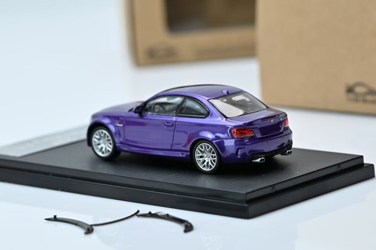 7CM Model 1:64 BMW 1M Coupe (E82) (2 Colours)