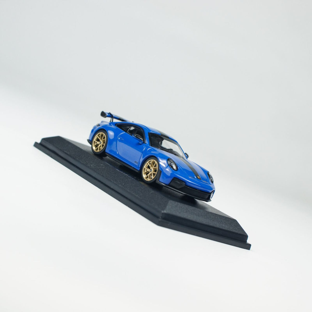 Minichamps 1:64 PORSCHE 911 (992.2) GT3 - 2025 - BLUE CLDC 643064226