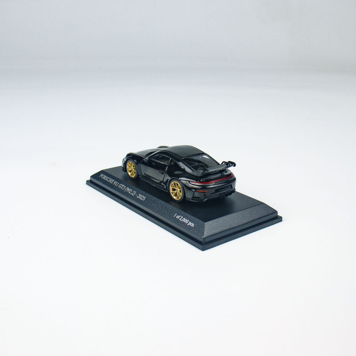 Minichamps 1:64 PORSCHE 911 (992.2) GT3 - 2025 - BLACK CLDC 643064225