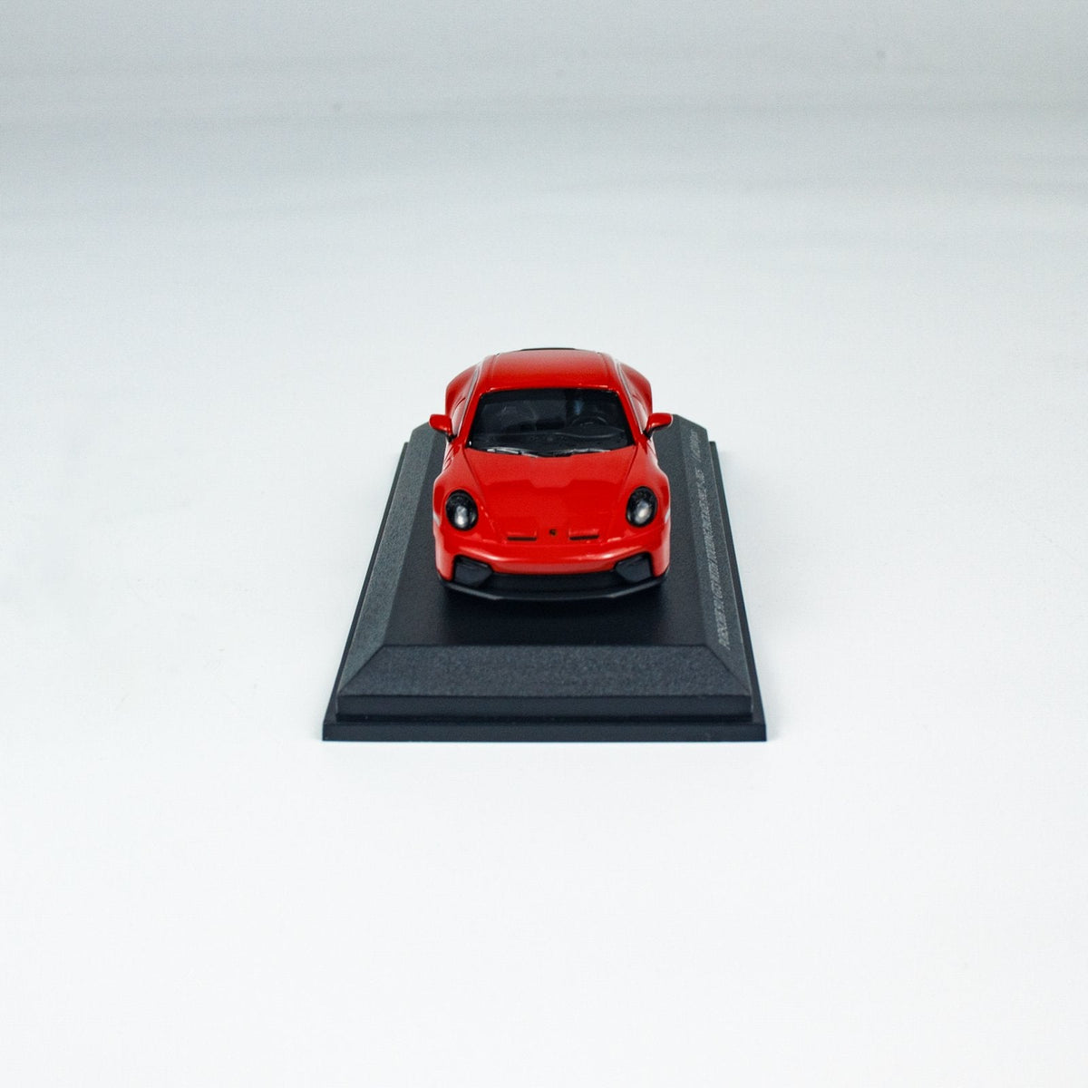 Minichamps 1:64 PORSCHE 911 (992.2) GT3 TOURING - 2025 - RED CLDC 643064233