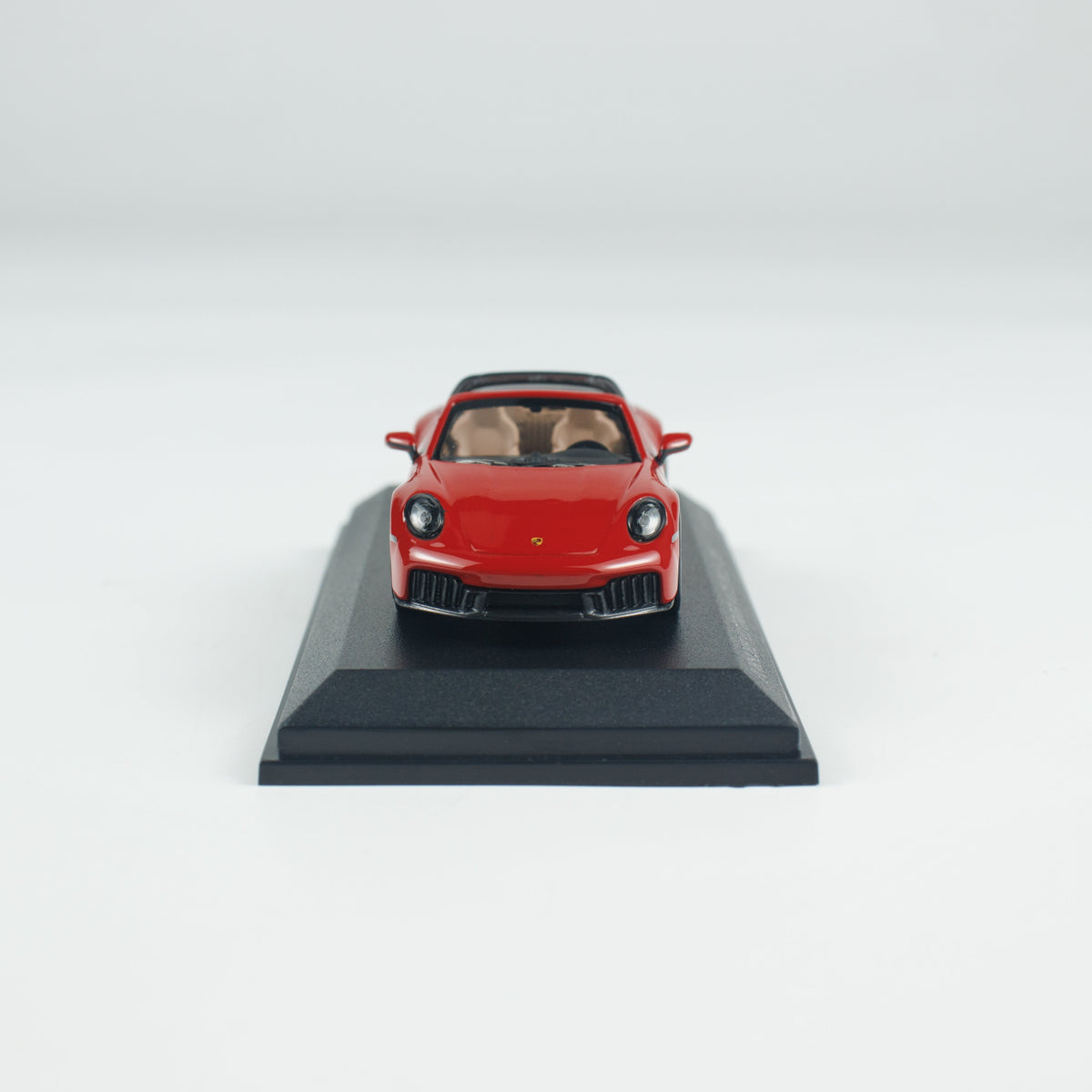 MINICHAMPS 1:64 PORSCHE 911 (992.2) TARGA 4 GTS -2025- RED CLDC 643064143