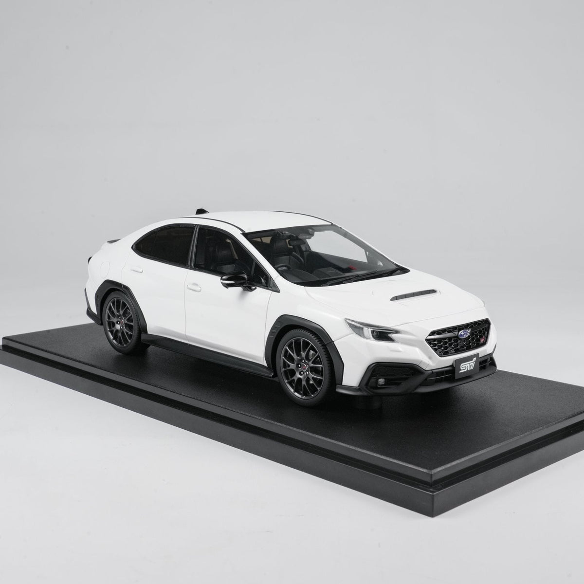 Kyosho 1:18 SUBARU WRX S4 STI SPORT # (White) KSR18063W