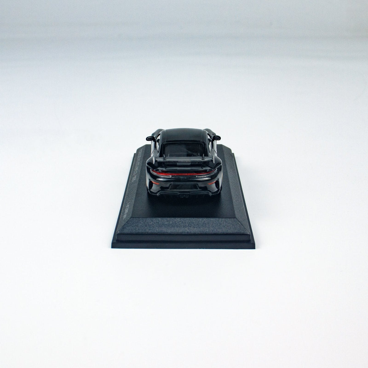 Minichamps 1:64 PORSCHE 911 (992.2) GT3 - 2025 - BLACK CLDC 643064225