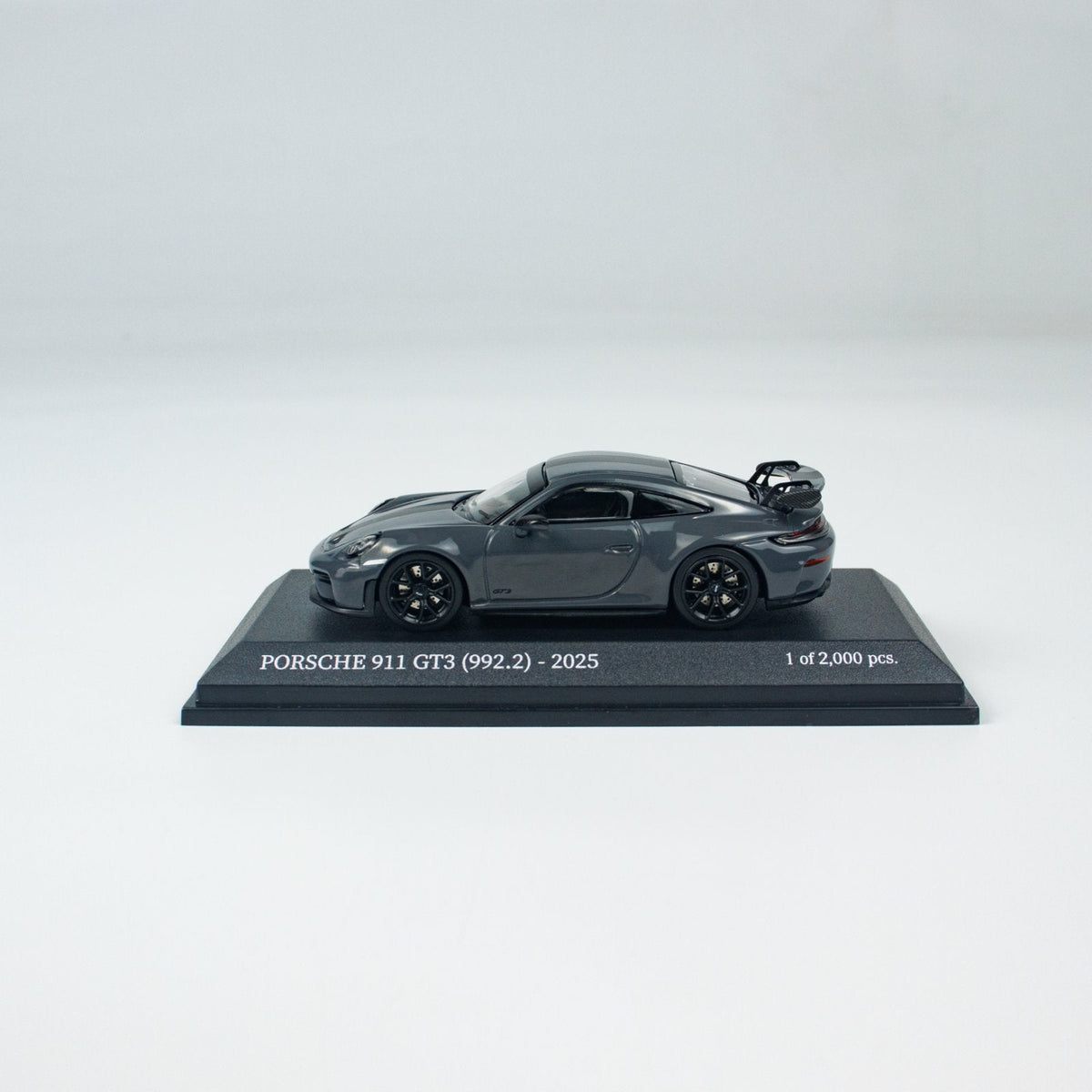 Minichamps 1:64 PORSCHE 911 (992.2) GT3 - 2025 - Grey CLDC 643064227