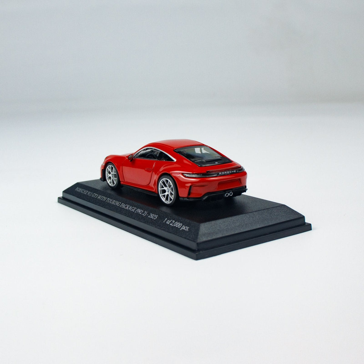 Minichamps 1:64 PORSCHE 911 (992.2) GT3 TOURING - 2025 - RED CLDC 643064233