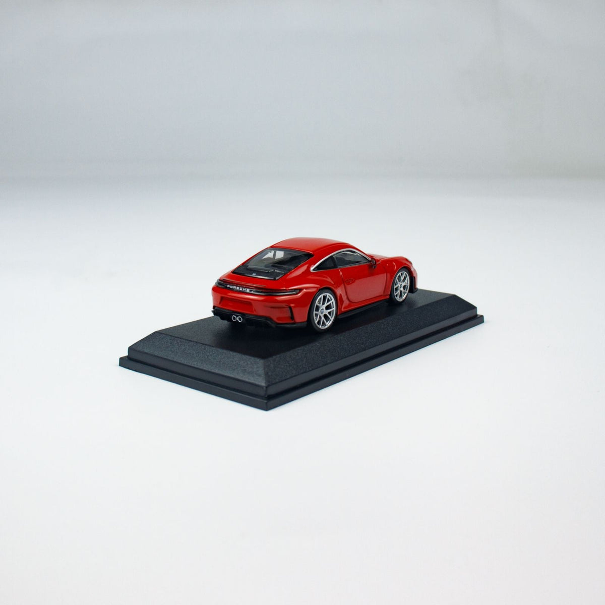 Minichamps 1:64 PORSCHE 911 (992.2) GT3 TOURING - 2025 - RED CLDC 643064233