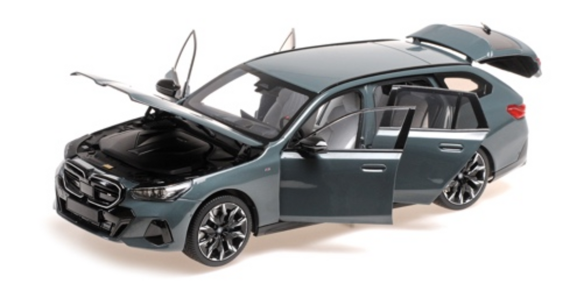 MINICHAMPS 1:18 BMW i5 M60 TOURING - 2024 - GREEN METALLIC  110023600
