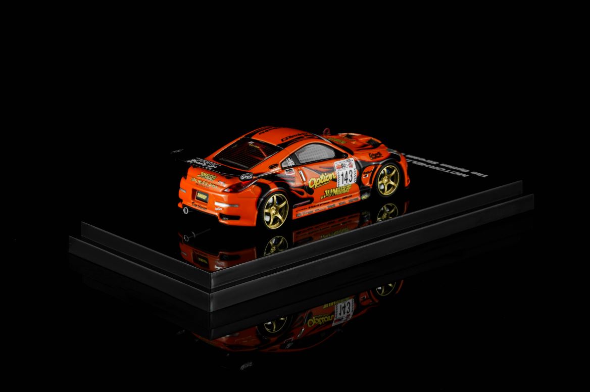 [Preorder] MOTORHELIX × Mr.Hiro × Option 1:64 Nissan Fairlady Z，"Option Stream Z" ‘02（Z33) M63851